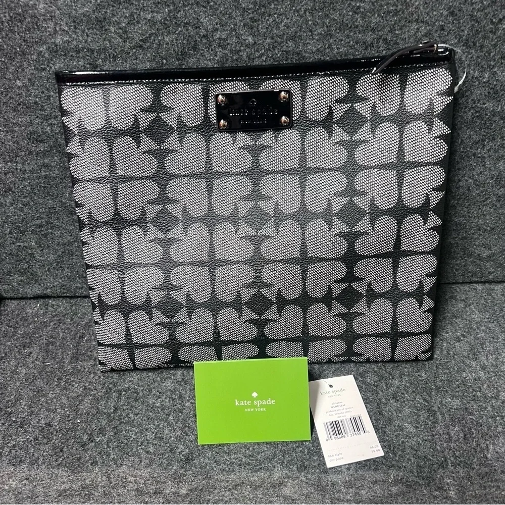 KATE SPADE Adrianne Pebbled Ace of Spades Universal Tablet Sleeve WLRU1241 Black